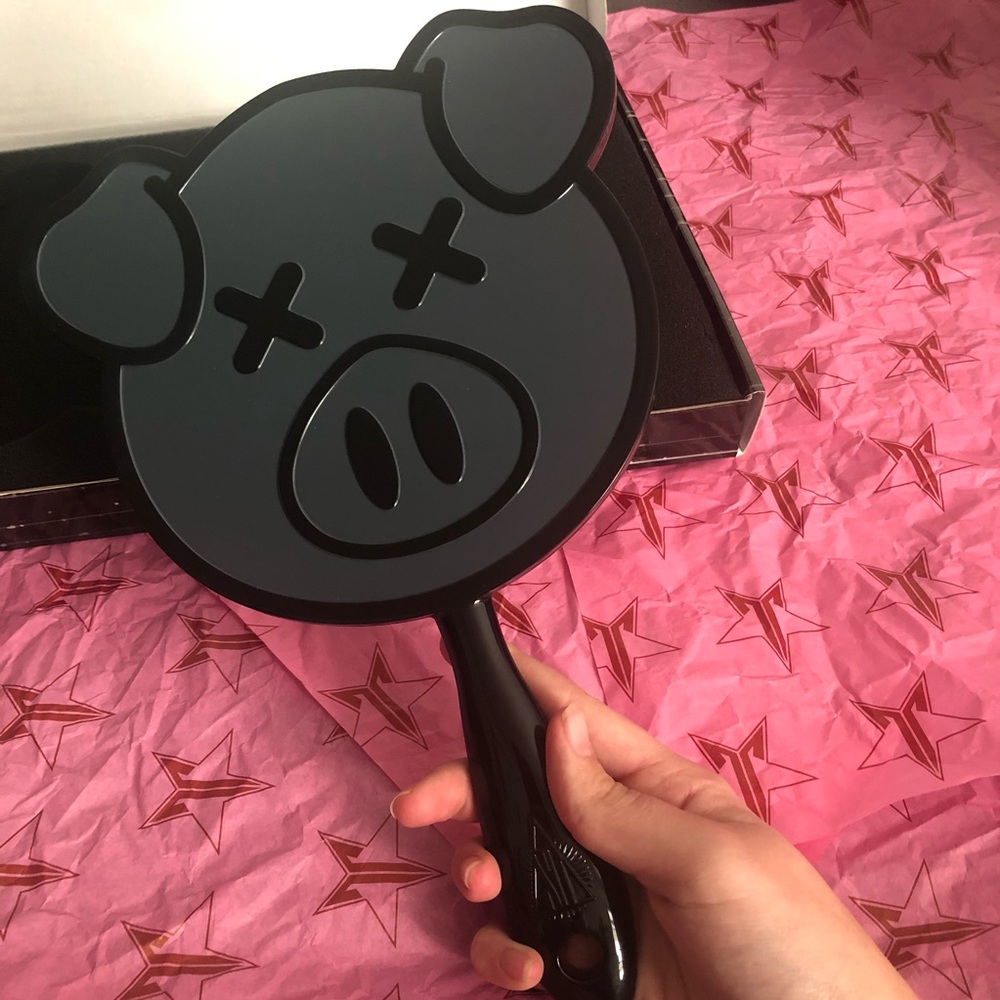 Jeffree Star X Shane Black Pig Mirror